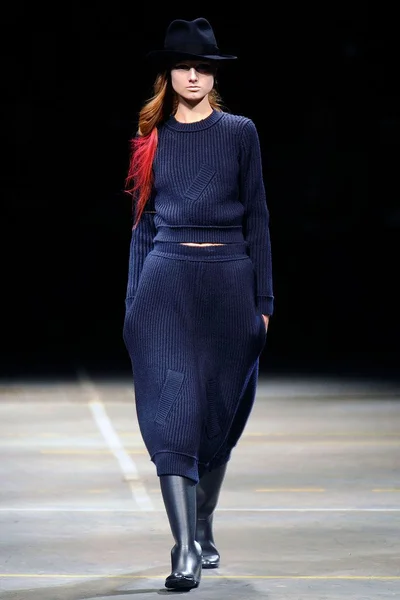 Look 23
